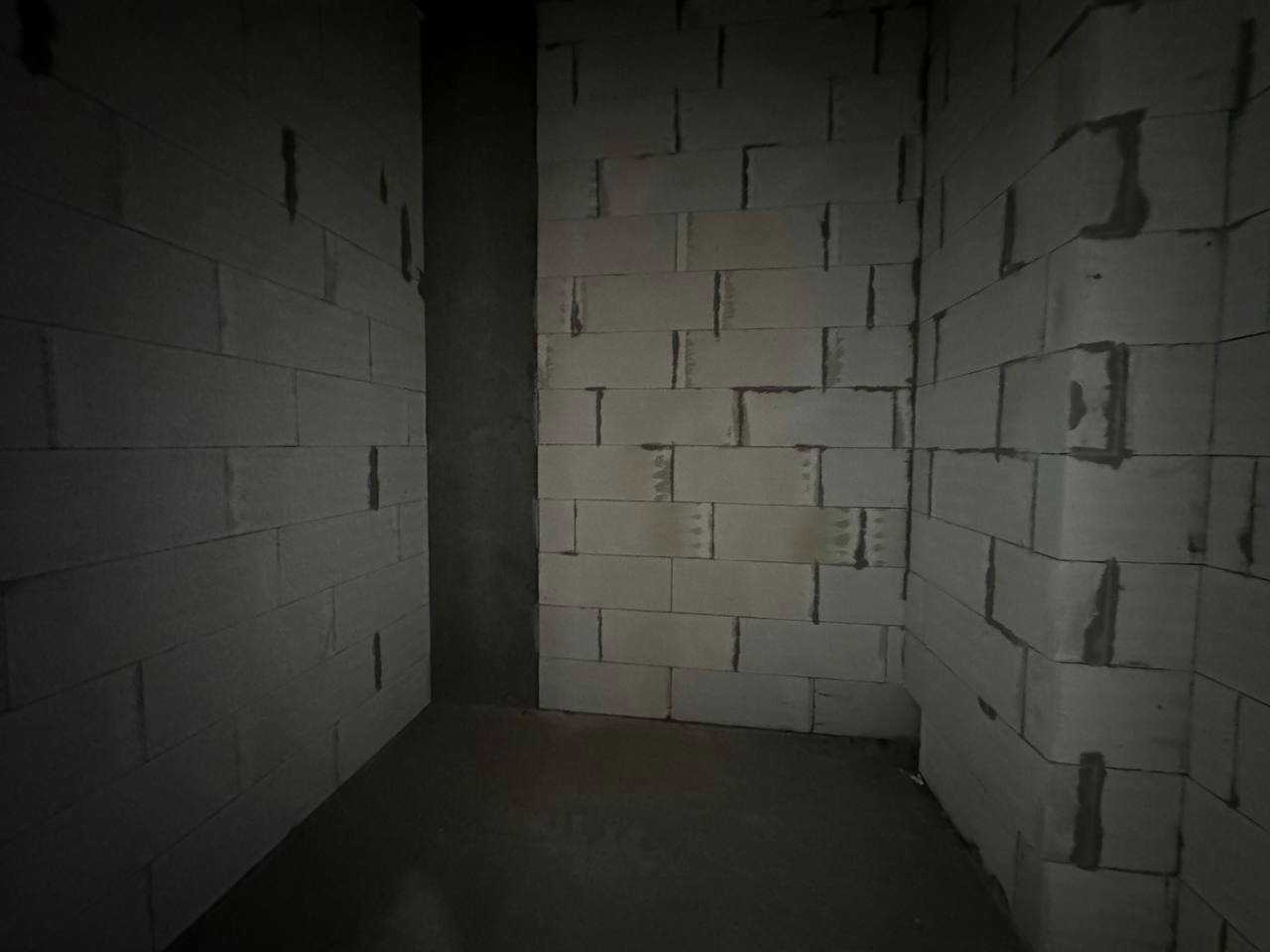 1869960759186470
