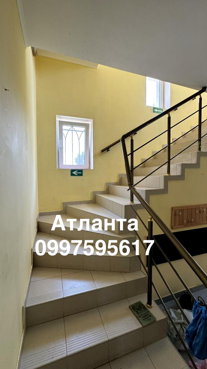 1869961437656536