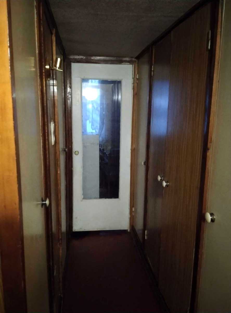 1869962841272448