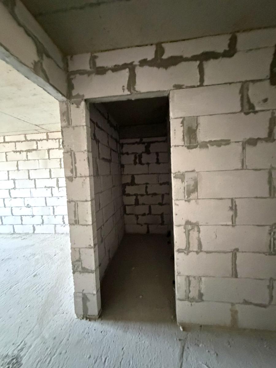 1869963598093550