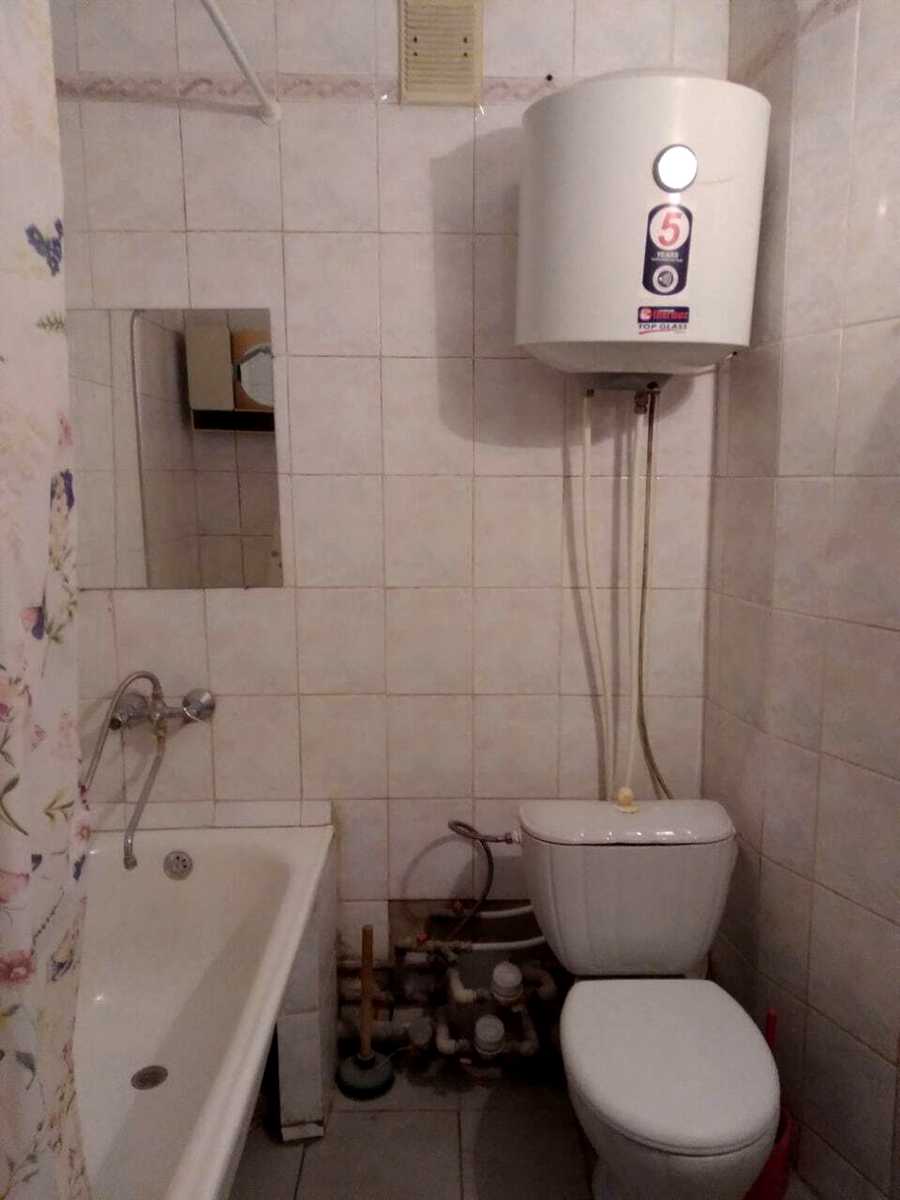 1869967938827507