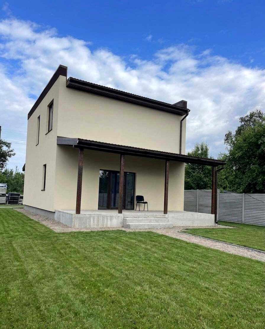 1869970476739795