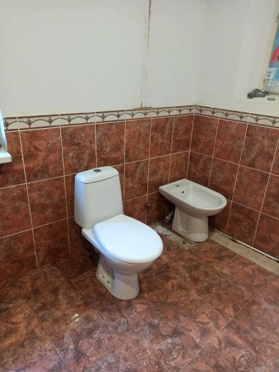 1869974033886300