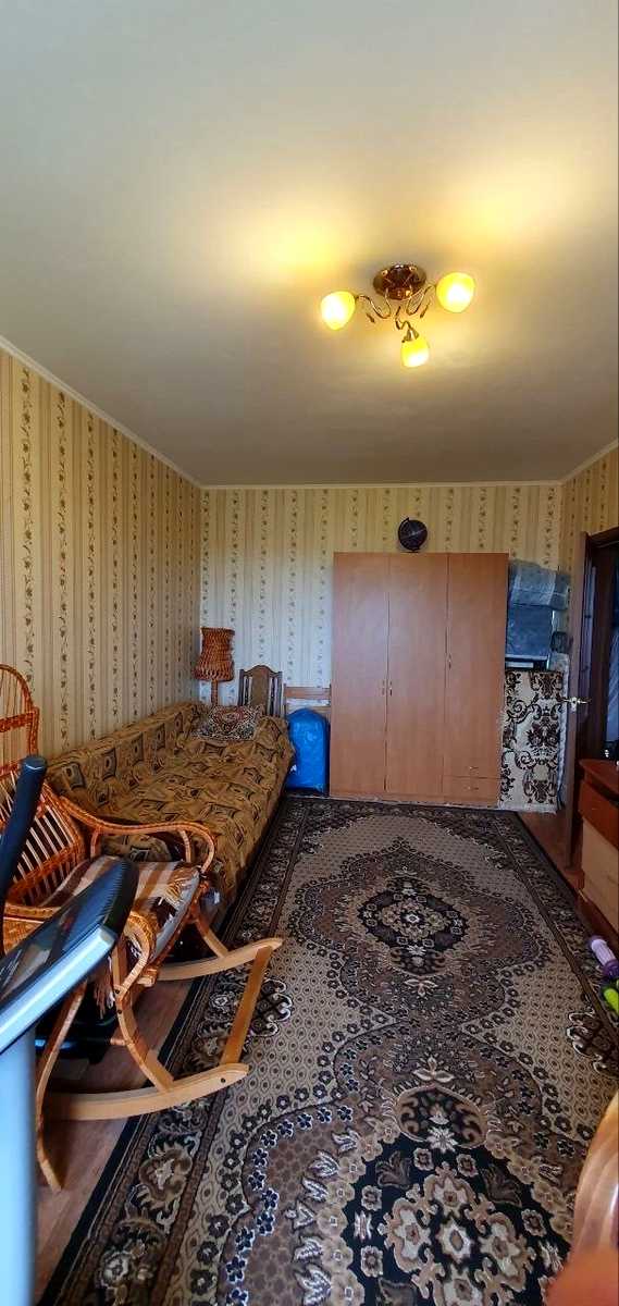 1869975583338221