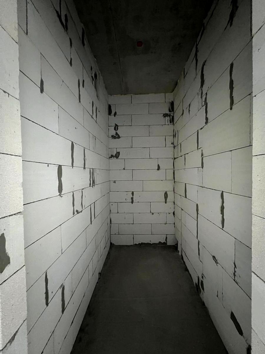 1869976994322434