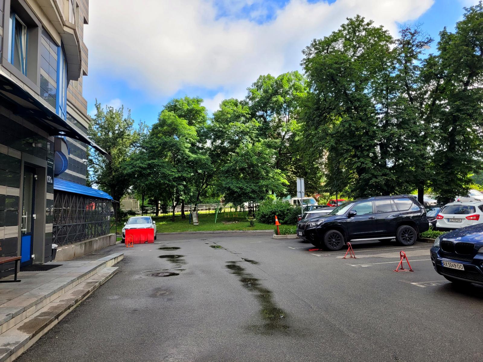 1869978657700462