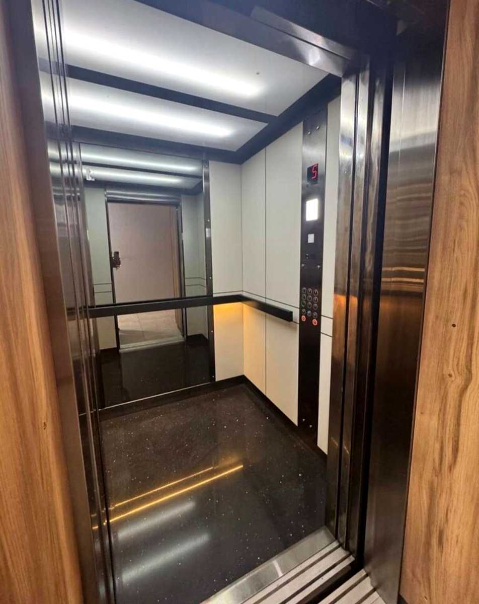 1870001759262874