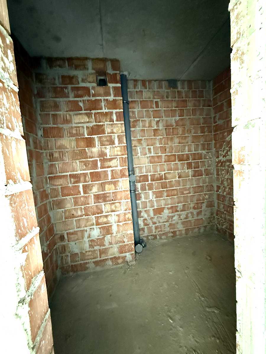 1870008445355860