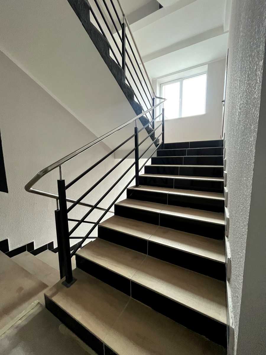 1870031731134524