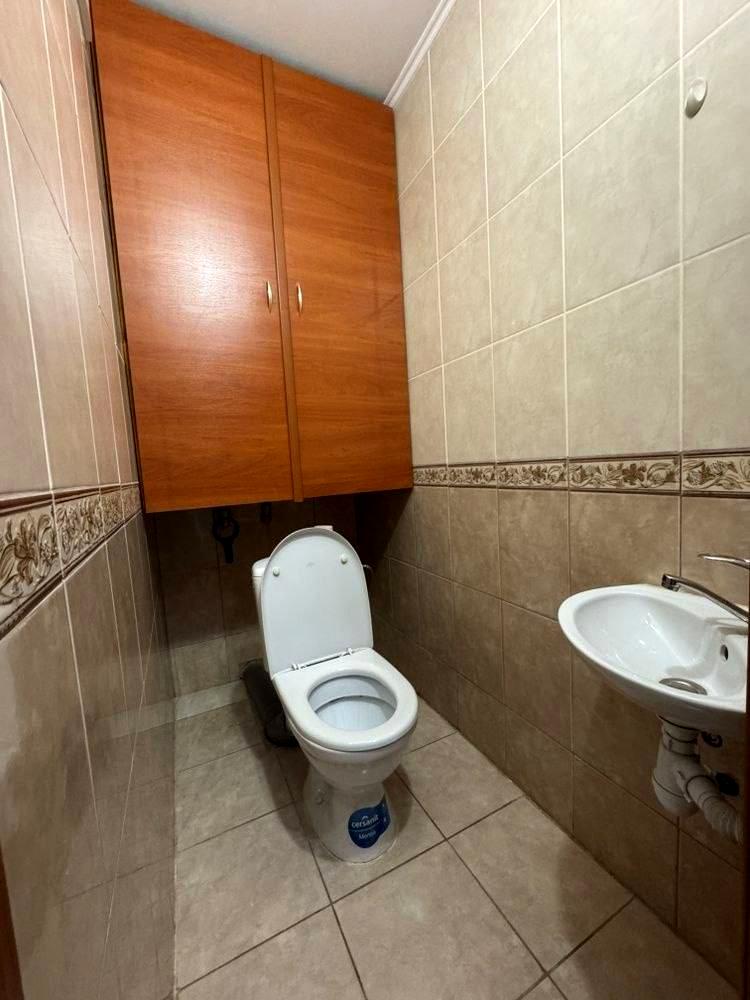 1870037964317671