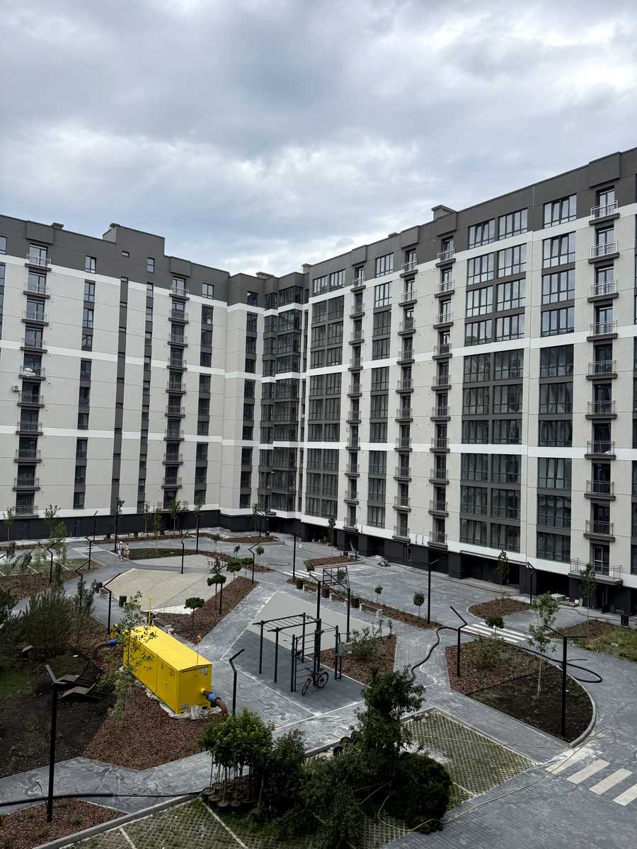 1870042639351362