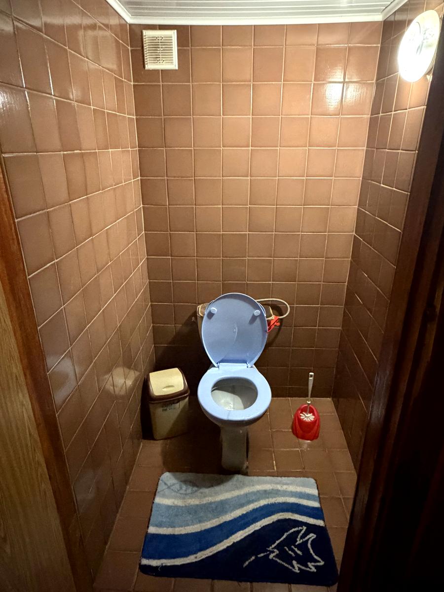 1870043895493522