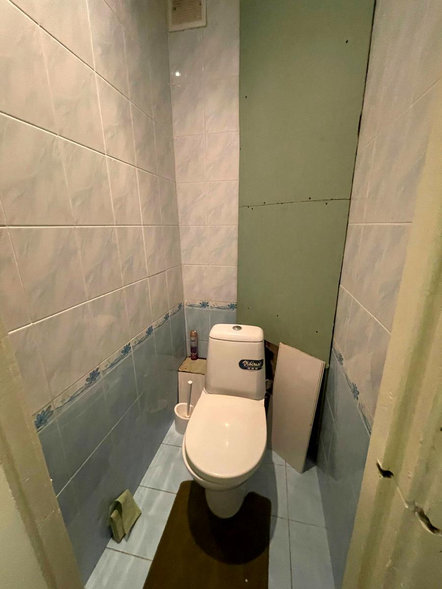 1870044444685451