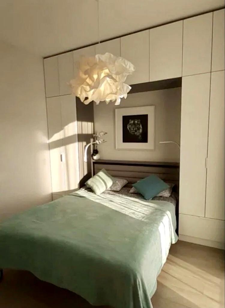 1870046029376643
