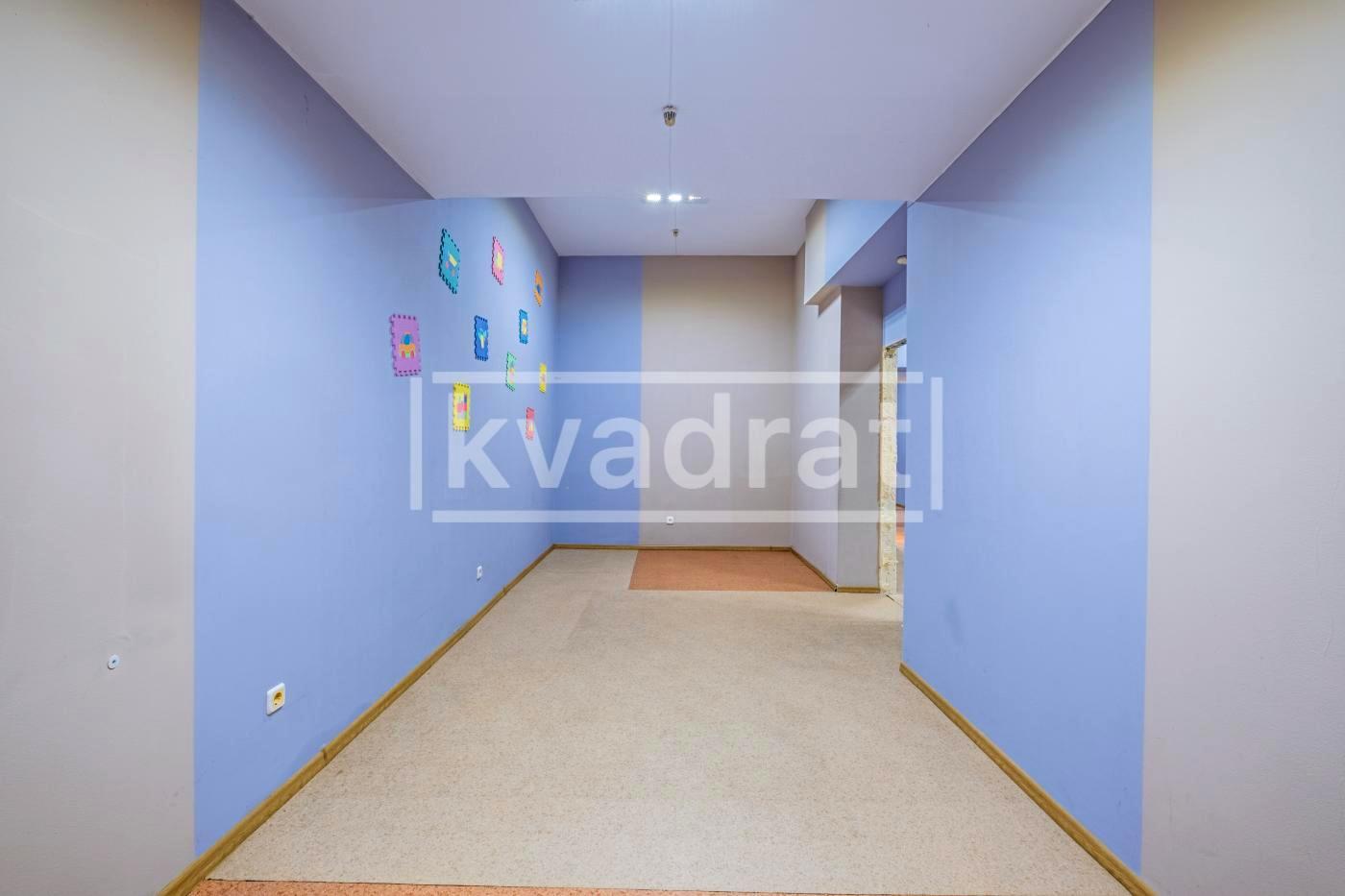 1870046956525949