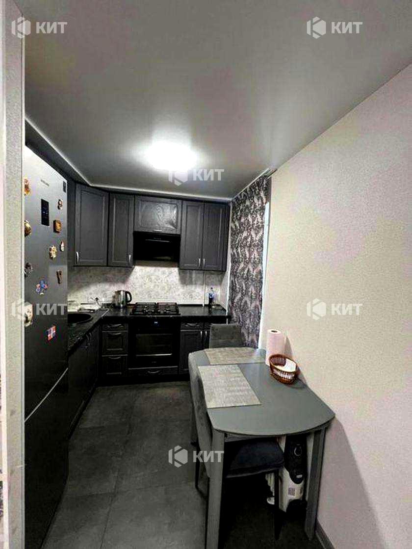1870047328638311