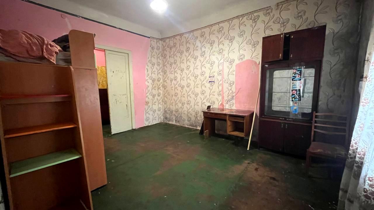 1870048347241674