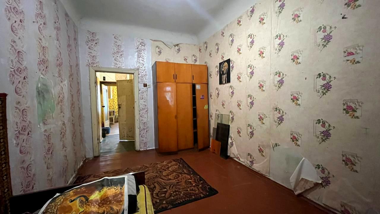 1870048347348372