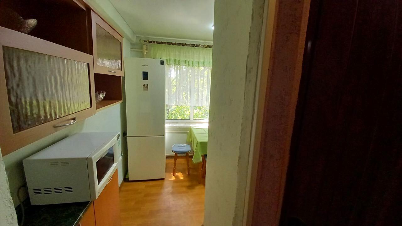 1870051701242050