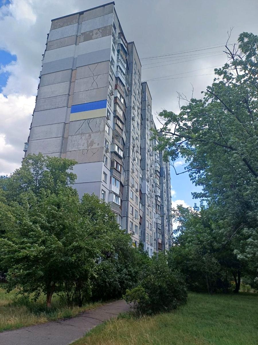 1870051724121796