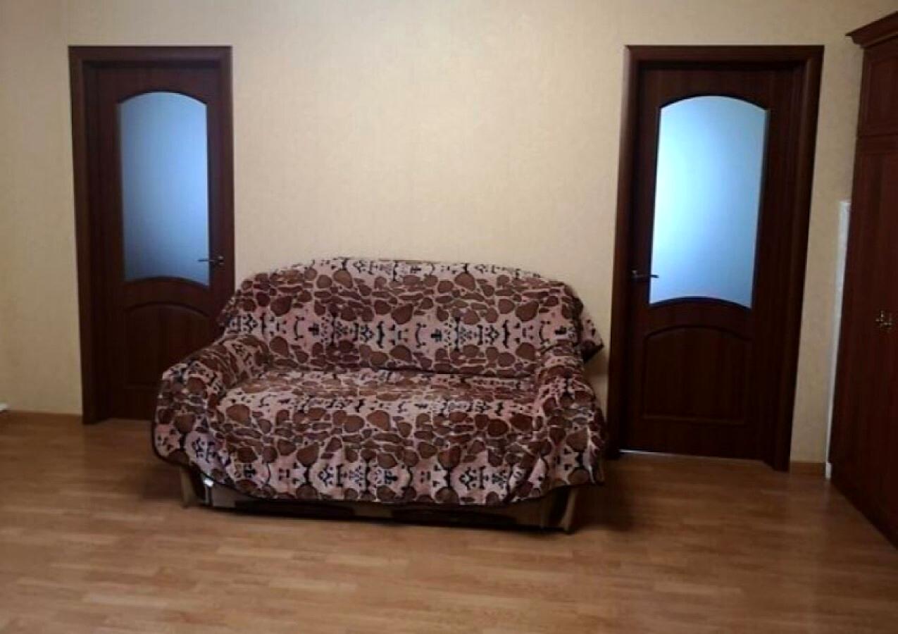 1870053746075320