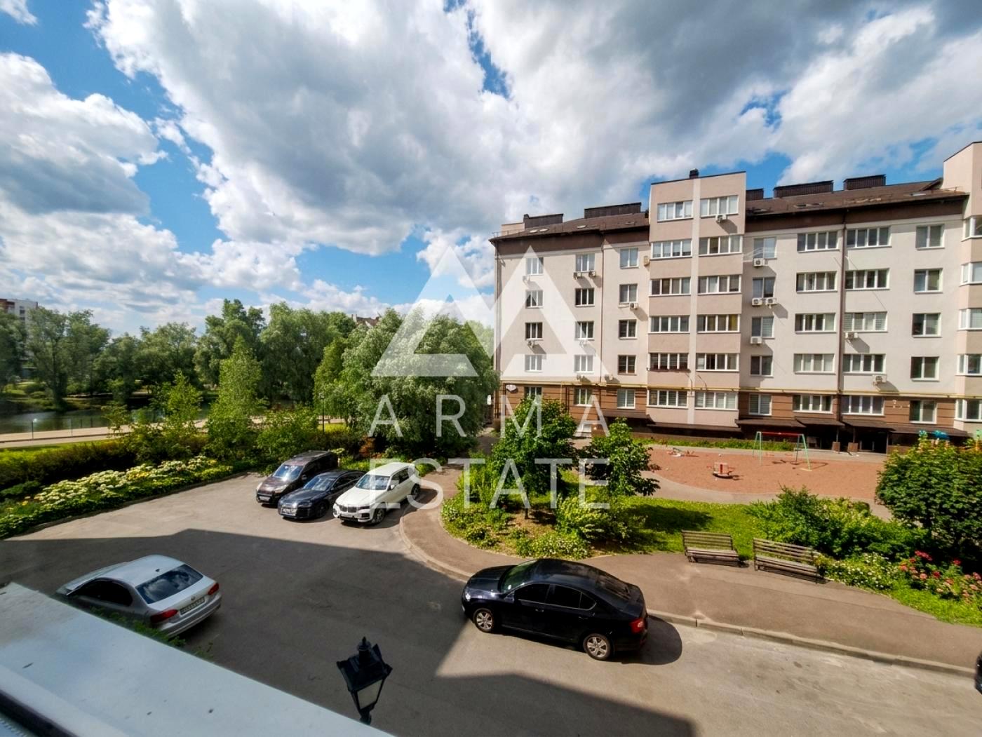 1870055195393729