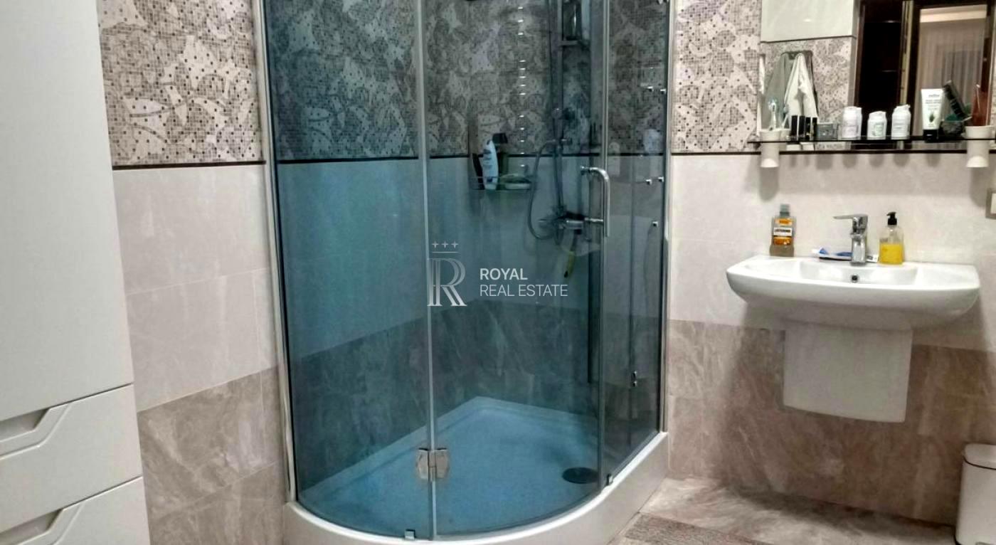1870057599506510