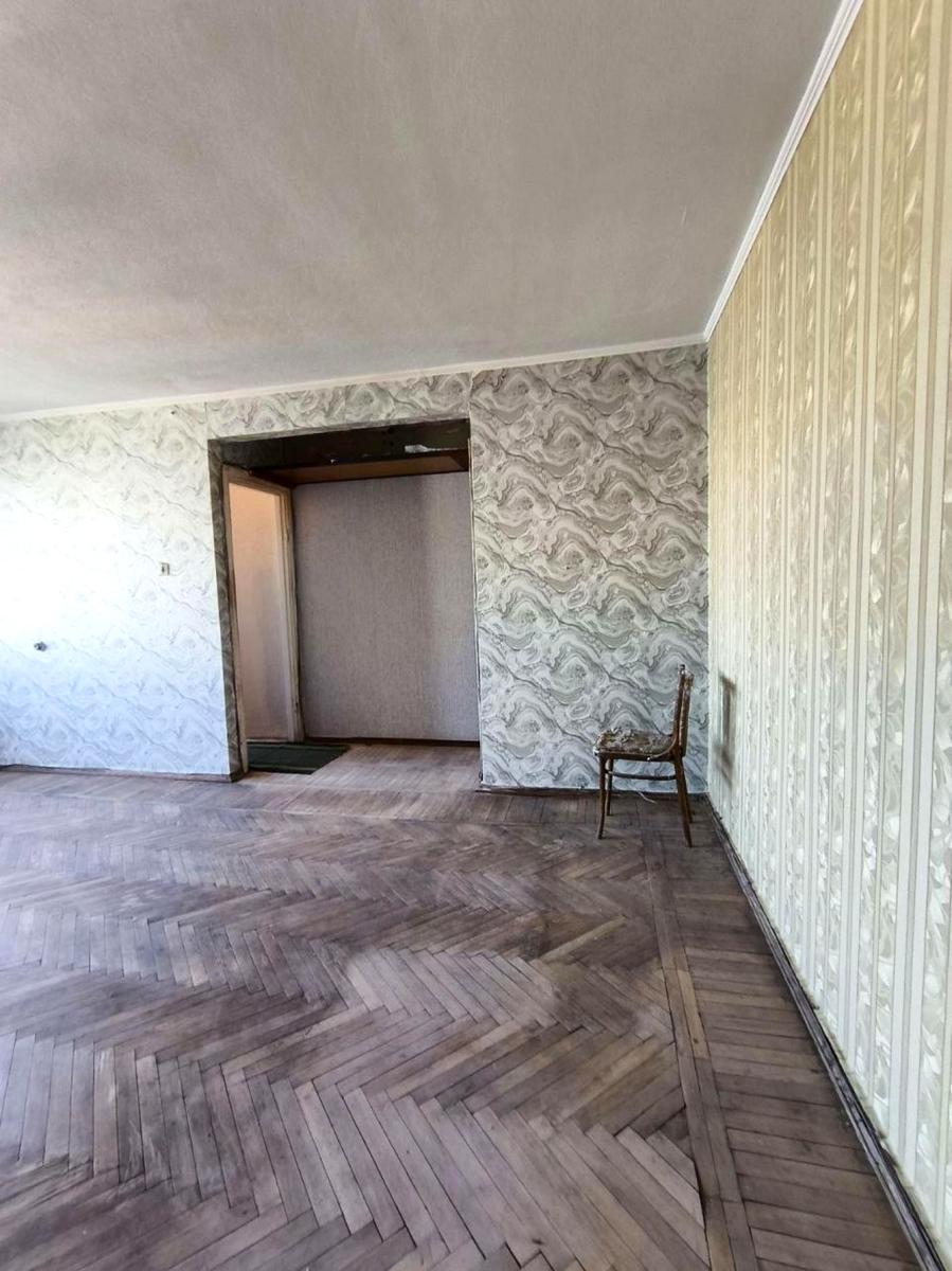 1870057966413865