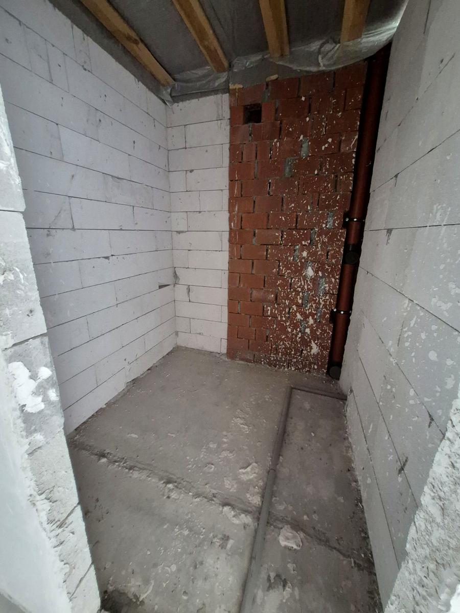 1870058499363278
