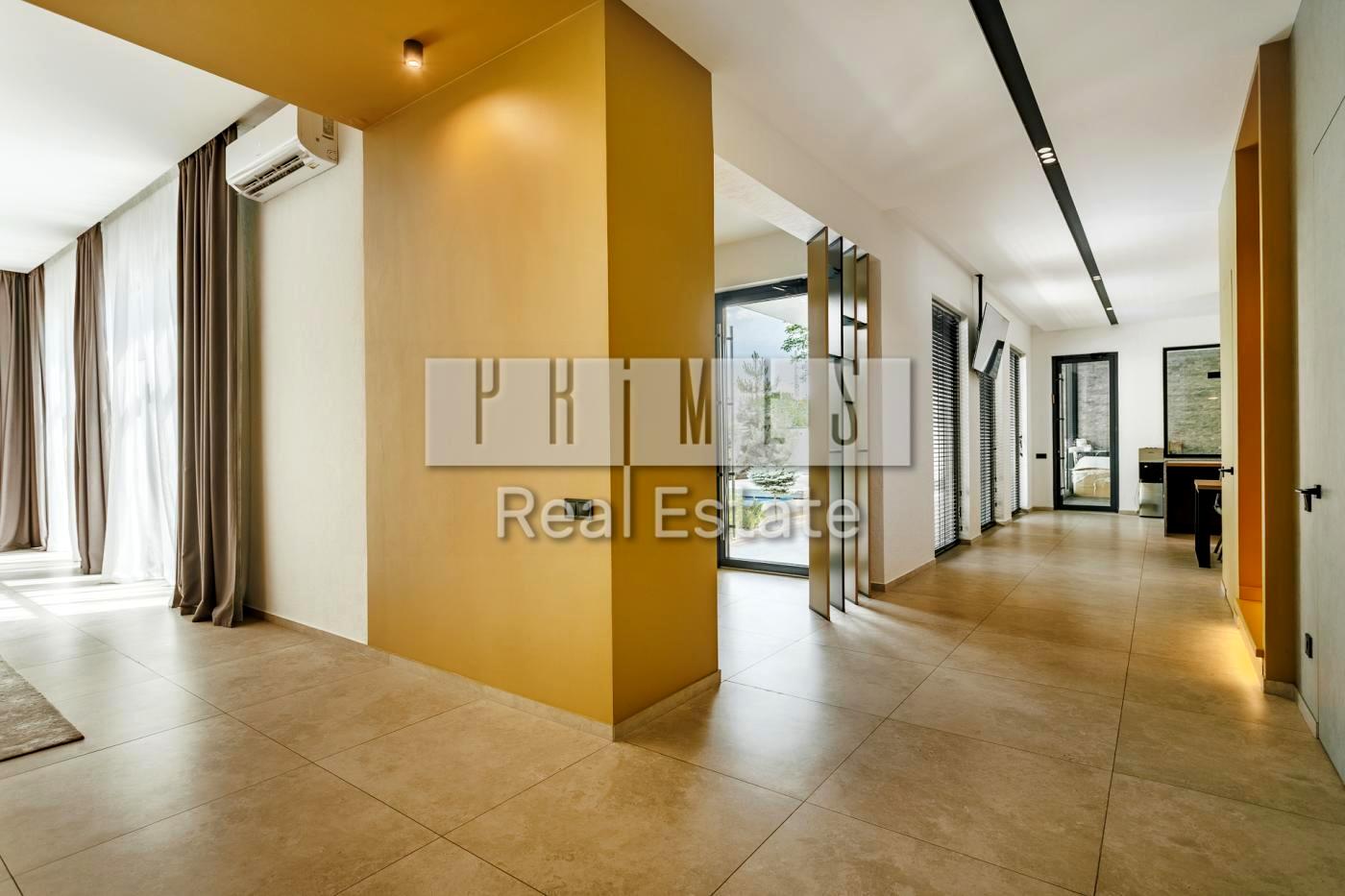 1870059136297062
