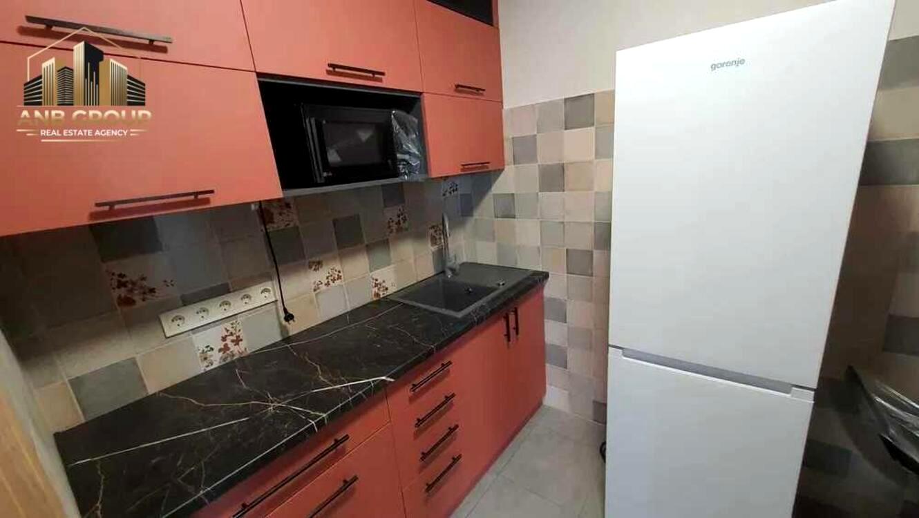 1870060131694112