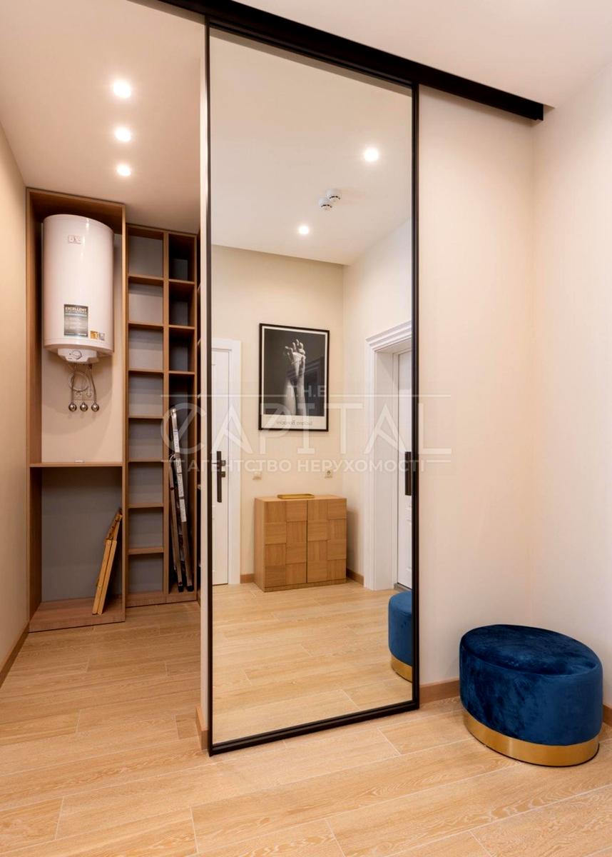 1870060483972393
