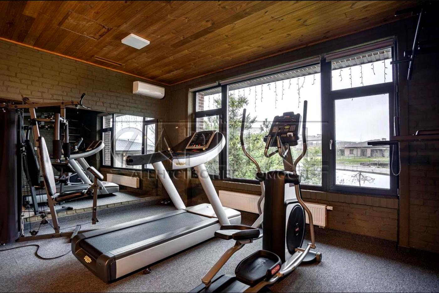 1870061888245368