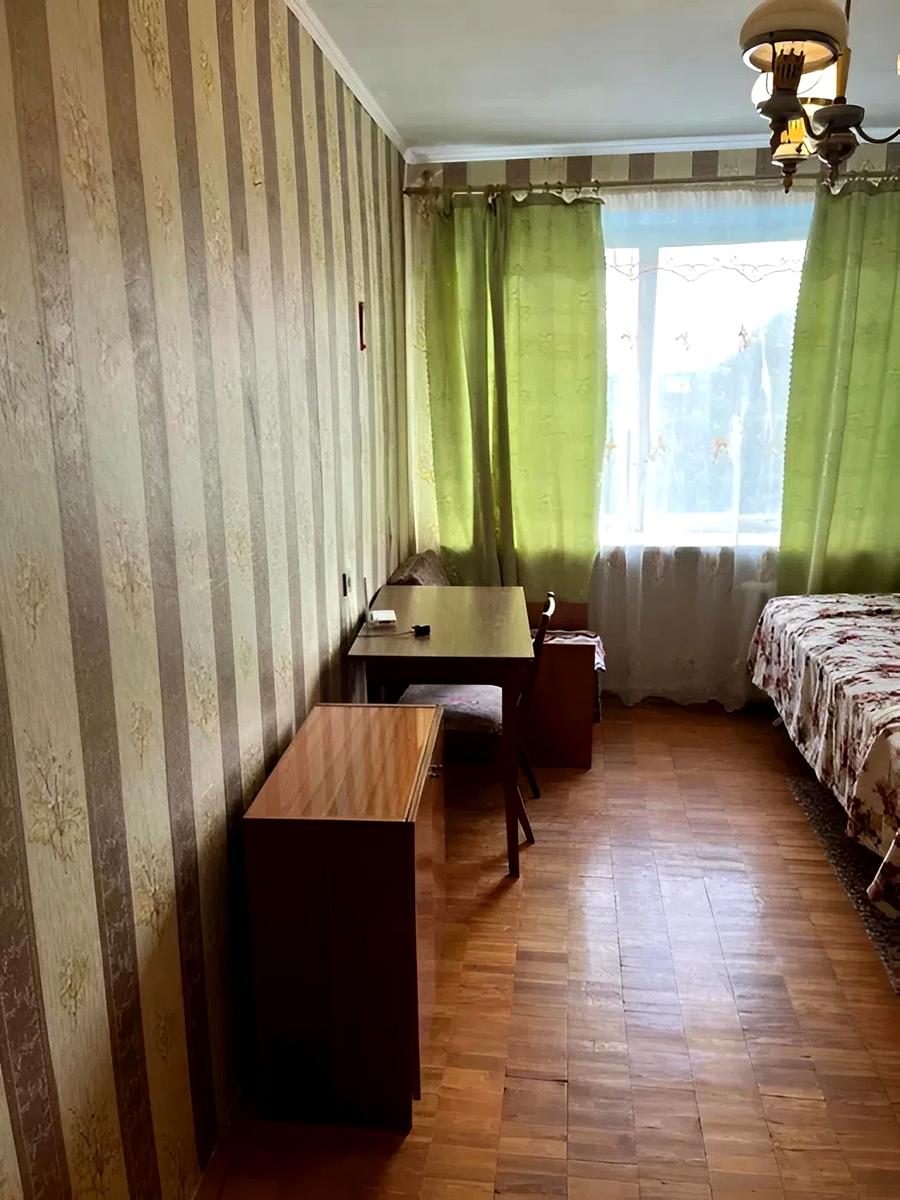 1870065899651096