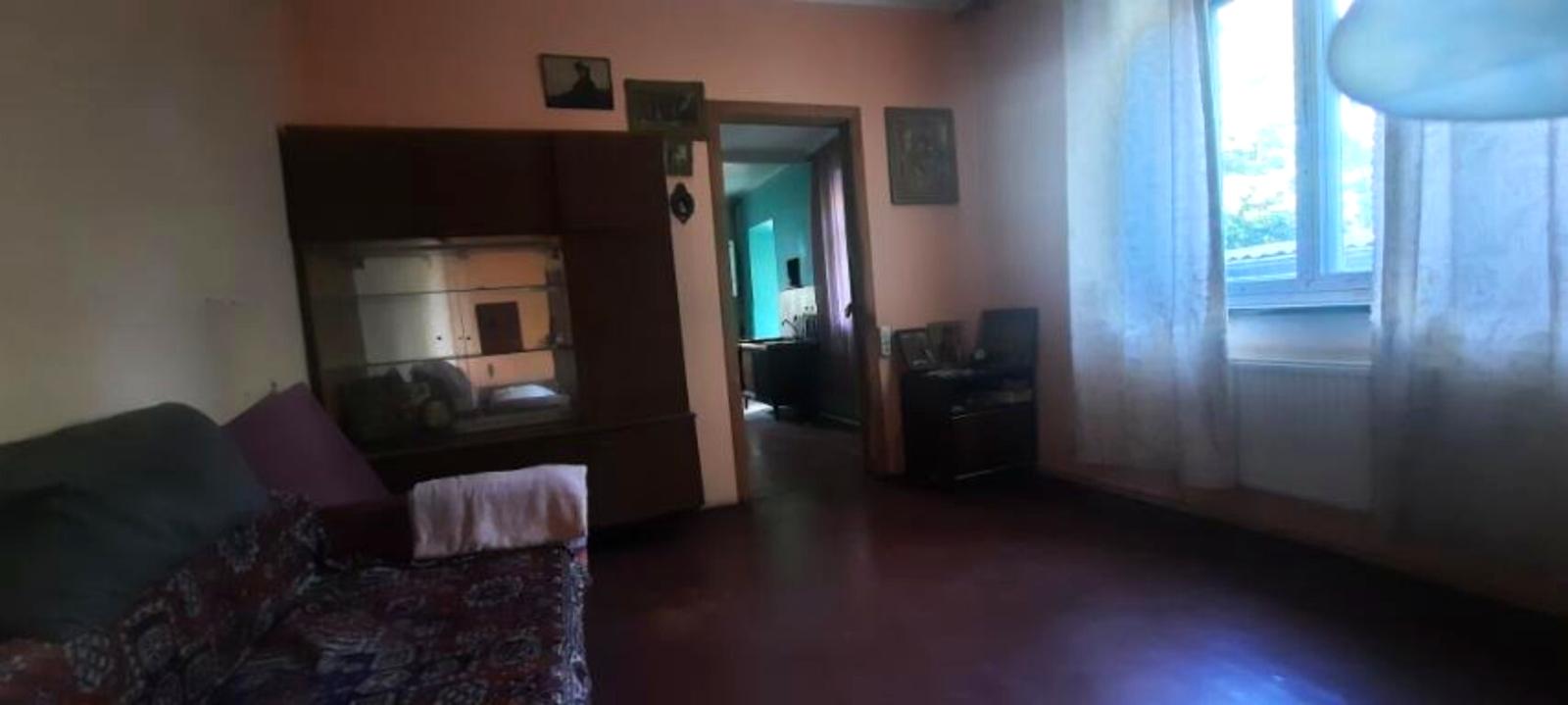 1870065987661564
