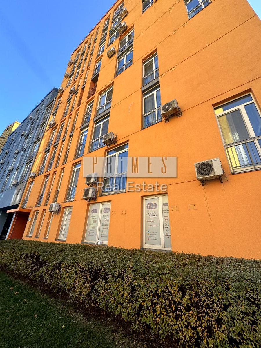 1870066101647953