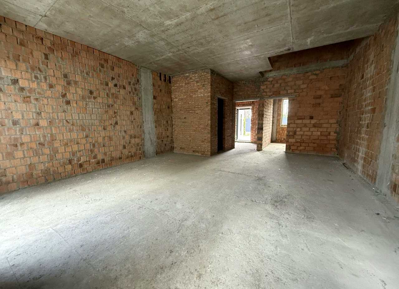1870066486377782
