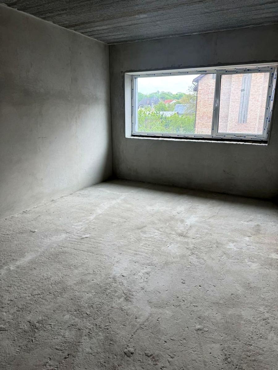 1870067682774120