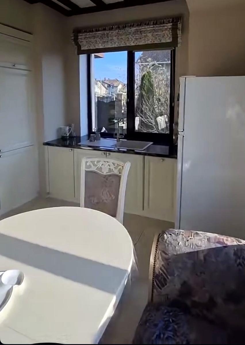 Дом по адресу ул. Хмельницкого Богдана (площадь 250 м²) - imageAlt 9 Дом по адресу ул. Хмельницкого Богдана (площадь 250 м²) - Atlanta.ua - imageAlt 9