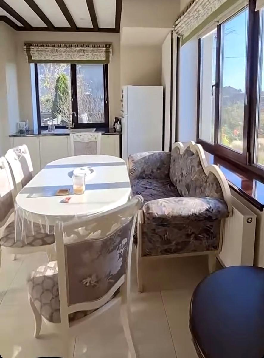 Дом по адресу ул. Хмельницкого Богдана (площадь 250 м²) - imageAlt 8 Дом по адресу ул. Хмельницкого Богдана (площадь 250 м²) - Atlanta.ua - imageAlt 8