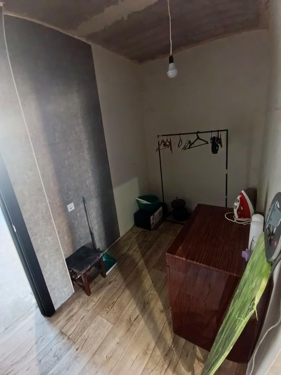 1870111042157368