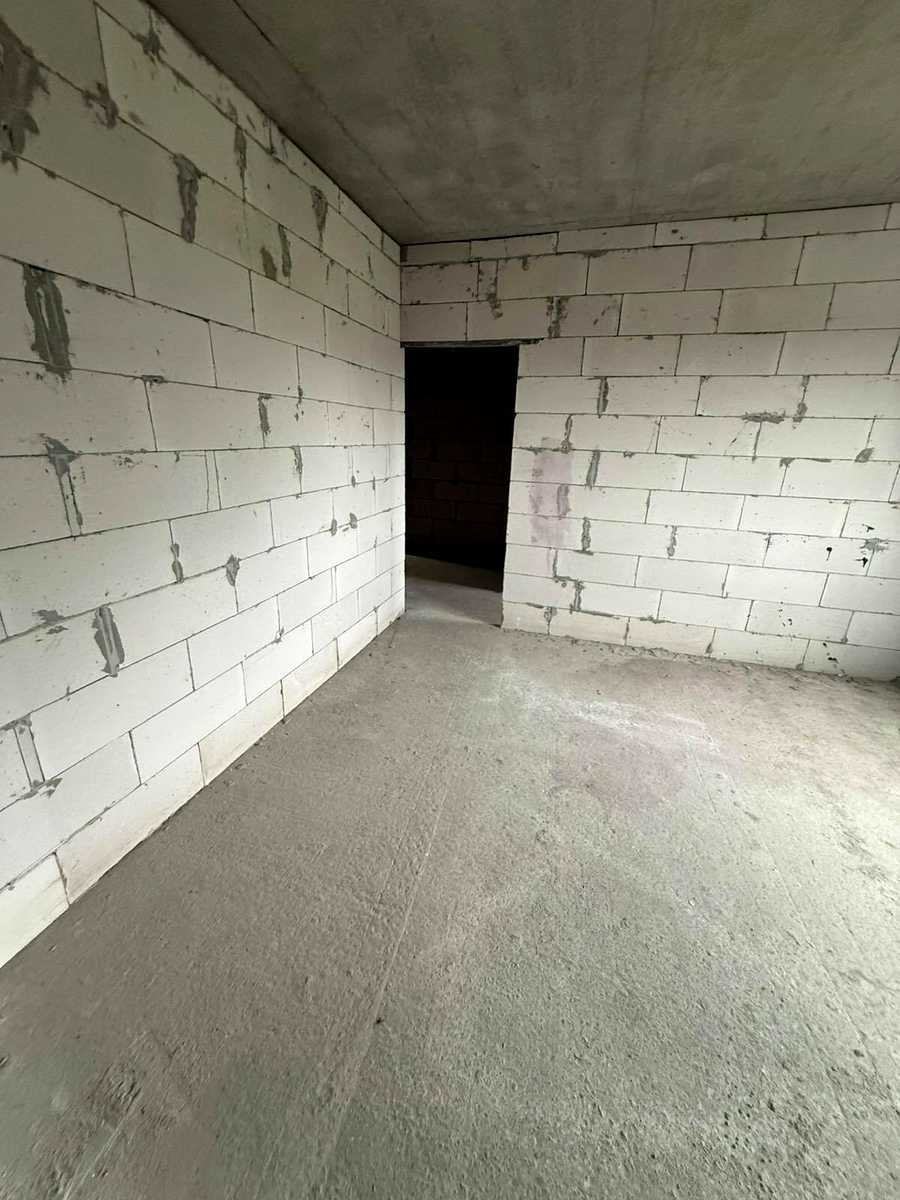 1870130065260600