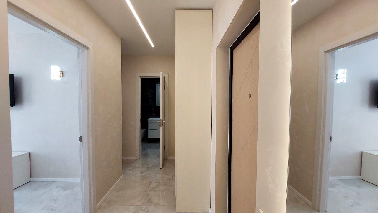 1870138501194418