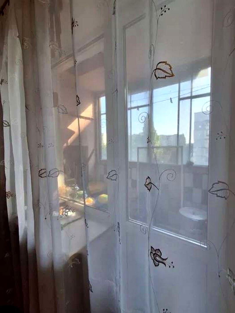 1870138708998395