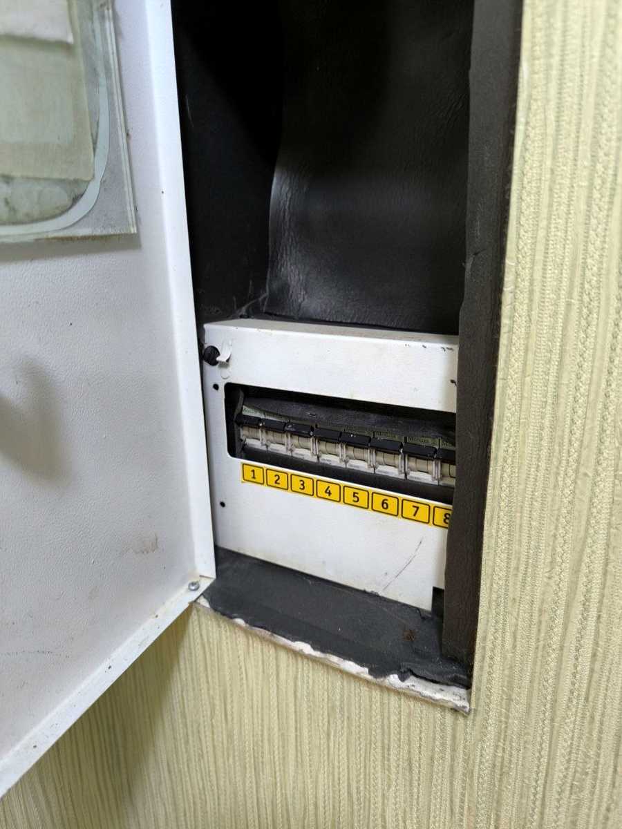 1870139191828331