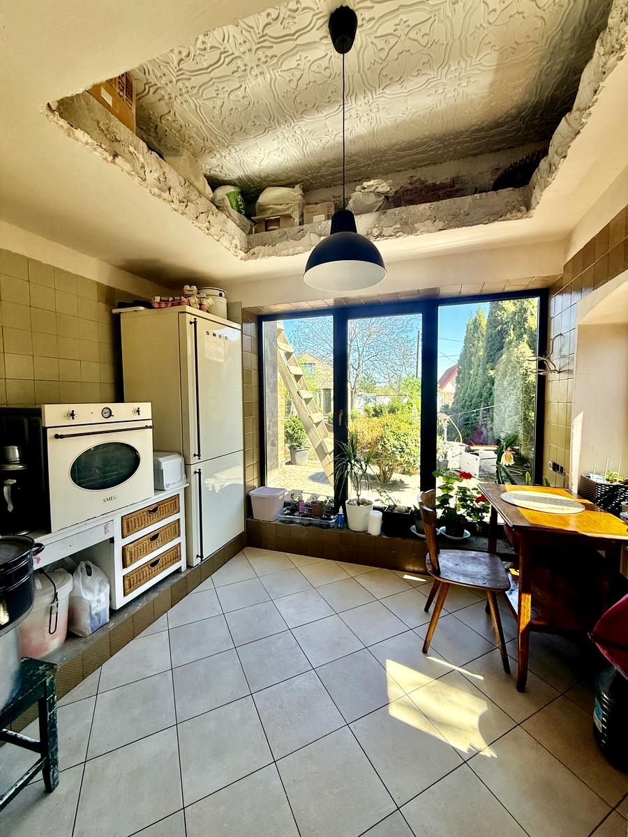 1870143703631467