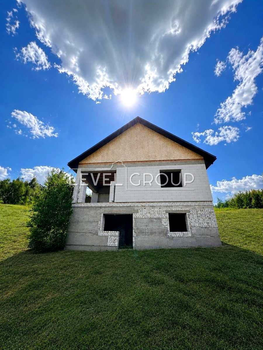 1870144438482976