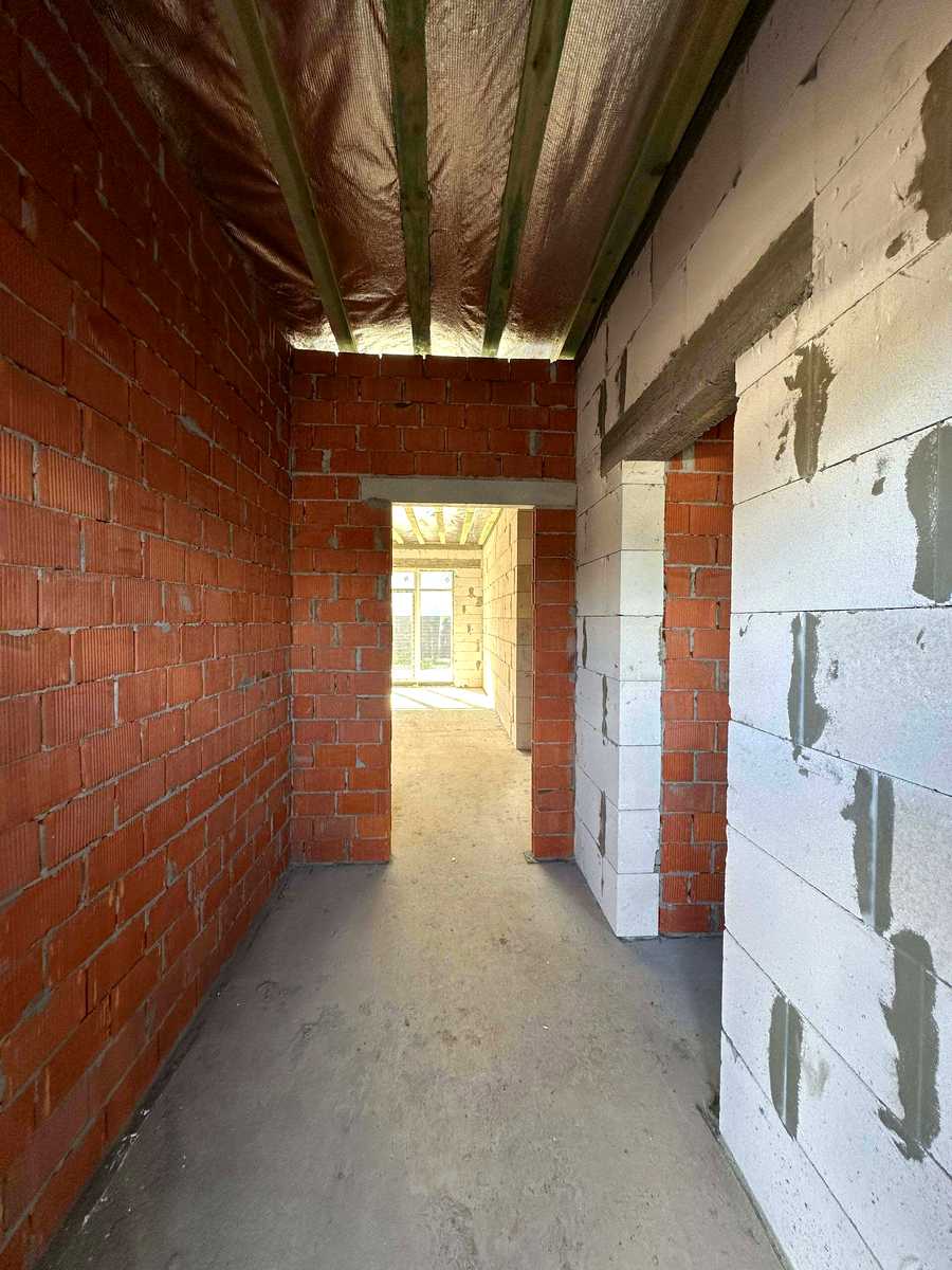 1870146221996300