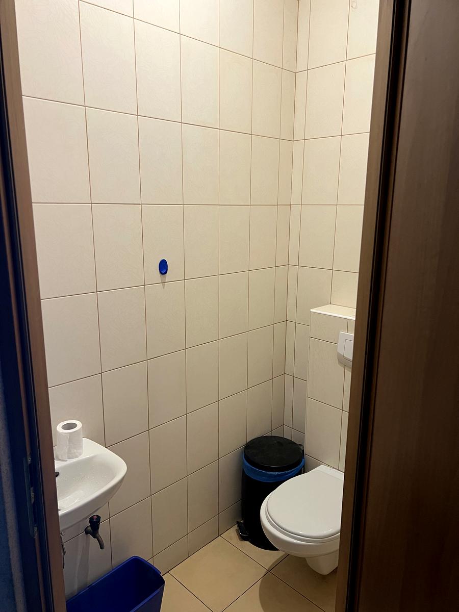 1870154997967353