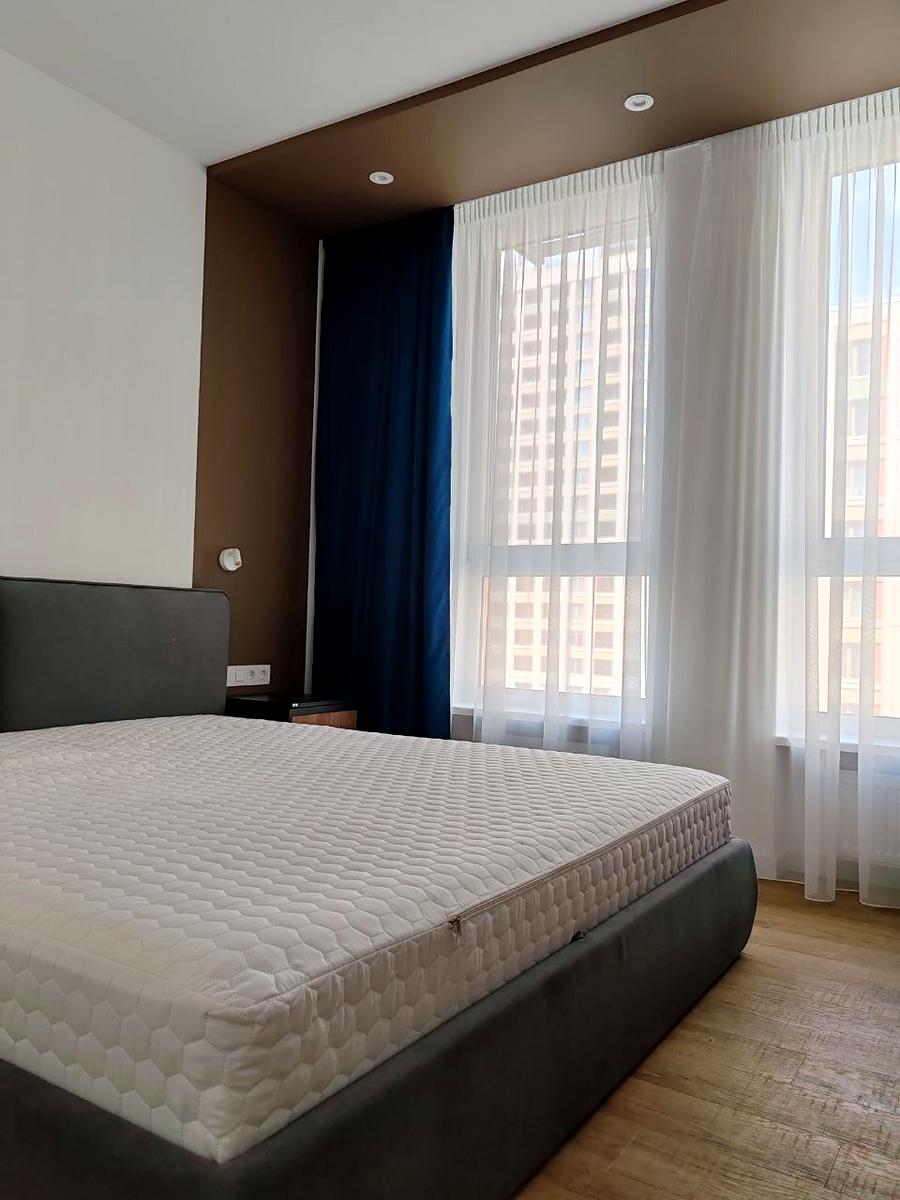 1870156618926824